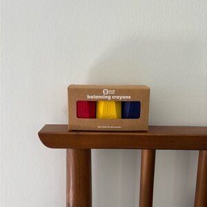 Panda Crate Balancing Crayons Set